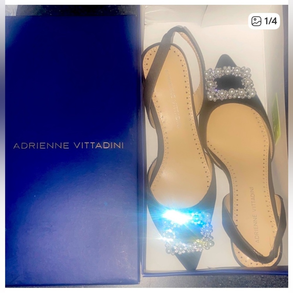 Adrienne vittadini kitten heels black and silver size 6.5